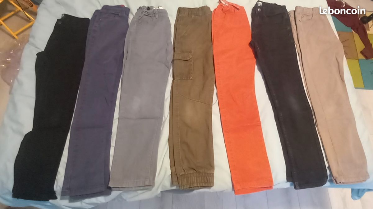 Très gros lot vêtements garçons 10ans toutes saisons (image 4)