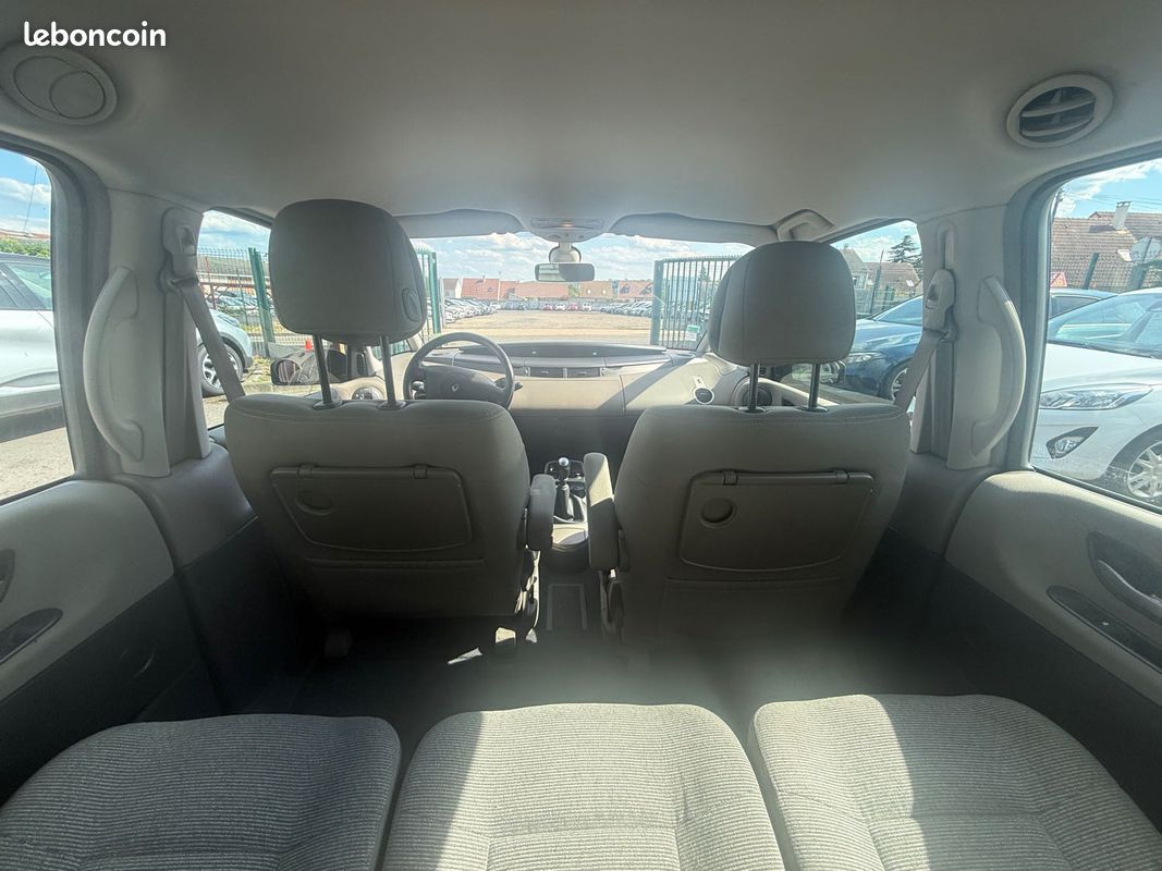 Renault espace 4 iv 2.2 dci 150cv 7 places authentique 2005 (image 21)