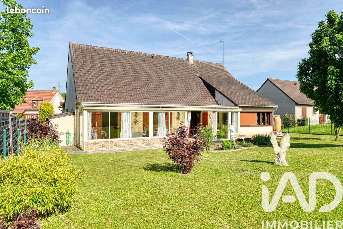 Maison 5 pièces 155 m² · à Courson-Monteloup · 155 m² · 370 000 €