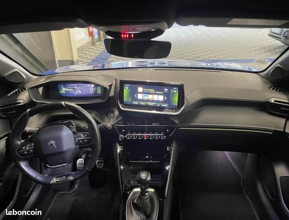 PEUGEOT 208 1.5 BlueHDi 100 GT Line - Sièges chauffants, Carplay, Caméra (image 16)