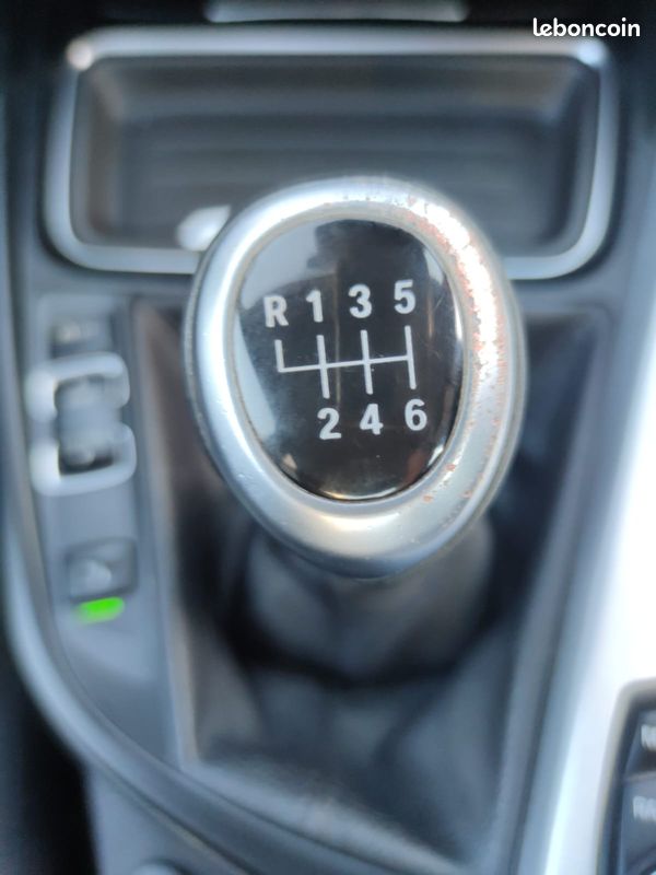 BMW Série 3 320 D A X-Drive 184ch Luxury MOTUR A CHAINE (image 18)