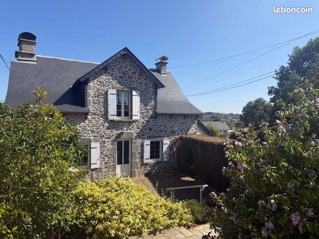 Maison 5 pièces 85 m² · à Mauriac · 85 m² · 190 800 €