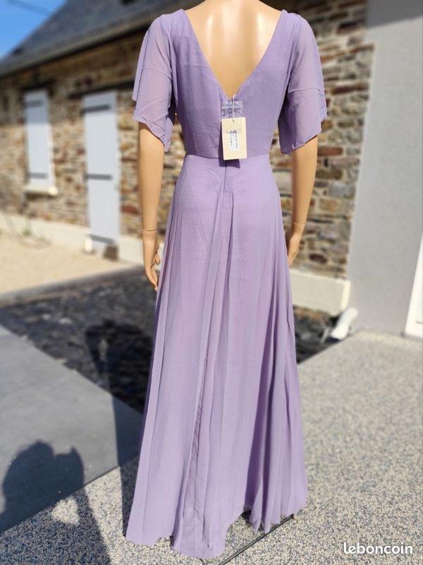 NEUVE Robe cérémonie soirée mariage lilas mauve Vêtements
