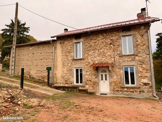 Maison 3 pièces 70 m² · à Puy-Guillaume · 70 m² · 80 000 €