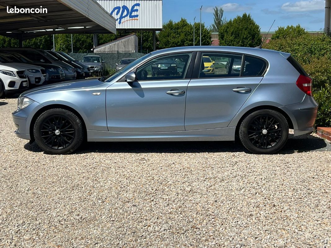 BMW SERIE 1 E87 LCI 118d 143 ch Confort (image 4)