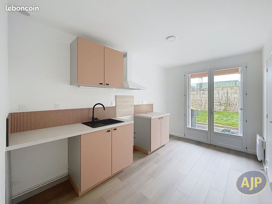 Maison 3 pièces 62 m² · à Sèvremoine · 62 m² · 570 €