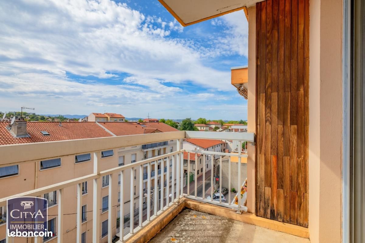 Appartement 1 pièce 37 m² · à Vénissieux · 37 m² · 92 000 €