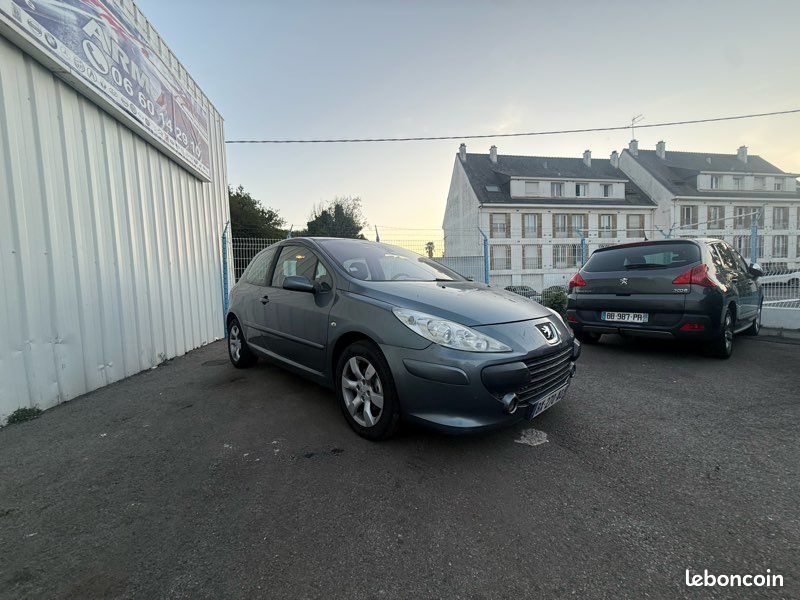 Peugeot 307 phase II 3 portes (image 2)