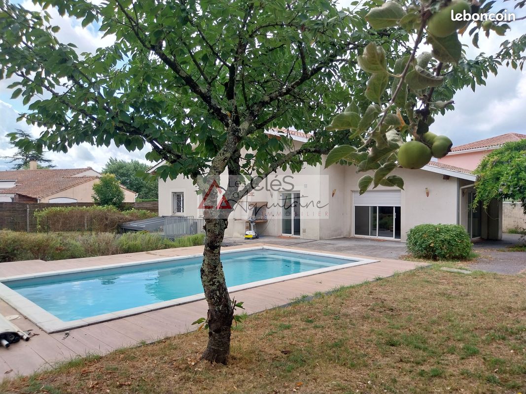 Maison 6 pièces 190 m² · à La Brède · 190 m² · 399 000 €