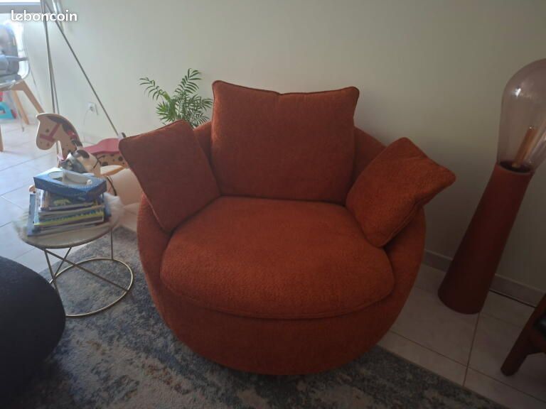 Magnifique fauteuil de la Maison XXL en parfait état (image 2)