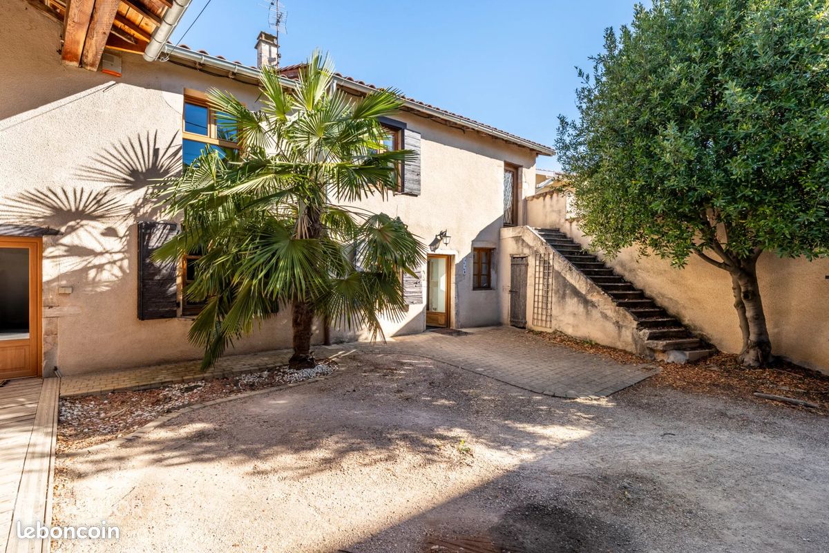 Maison 7 pièces 155 m² · à Arnas · 155 m² · 350 000 €