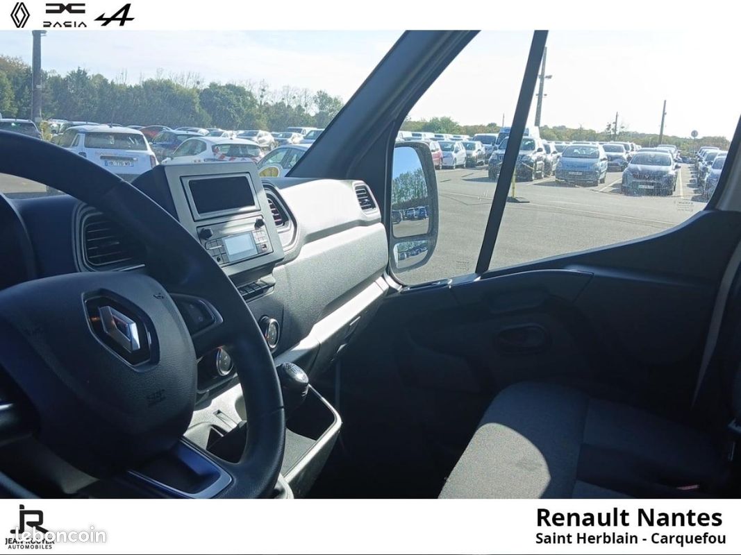 Renault Master Fg F3500 L3H3 2.3 Blue dCi 135ch Confort (image 14)