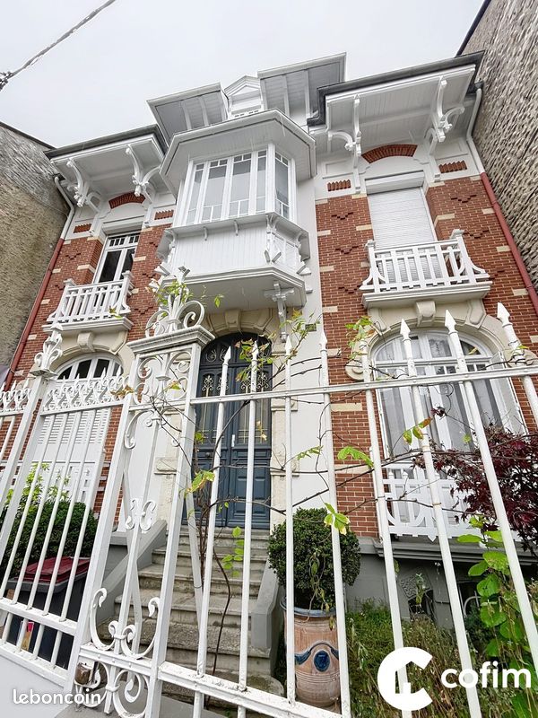 Maison 8 pièces 210 m² · à Tarbes · 210 m² · 520 000 €