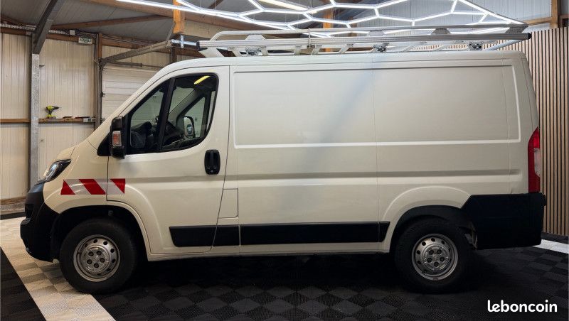 Peugeot BOXER FG 330 L1H1 2.2 BLUEHDI S&S 120CH ASPHALT (image 3)