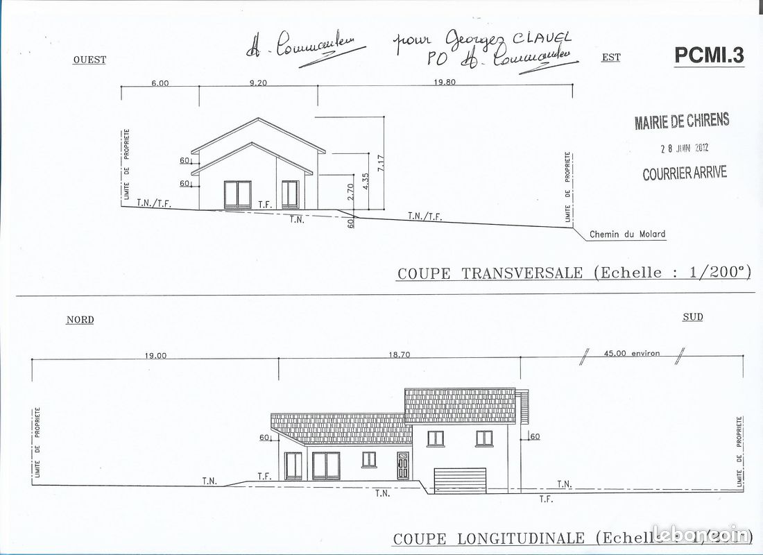 TERRAIN VUE SPLENDIDE-1500m2-VIABILITE BORD TERR.-PC SURFACE 132m2 PLANCHER DEMI NIVEAU · à Chirens · 165 000 €