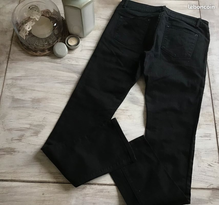 Jean femme noir Kiabi T-38 (image 3)