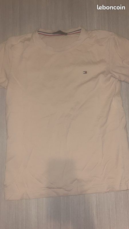 Tshirt tommy hilfiger (image 1)