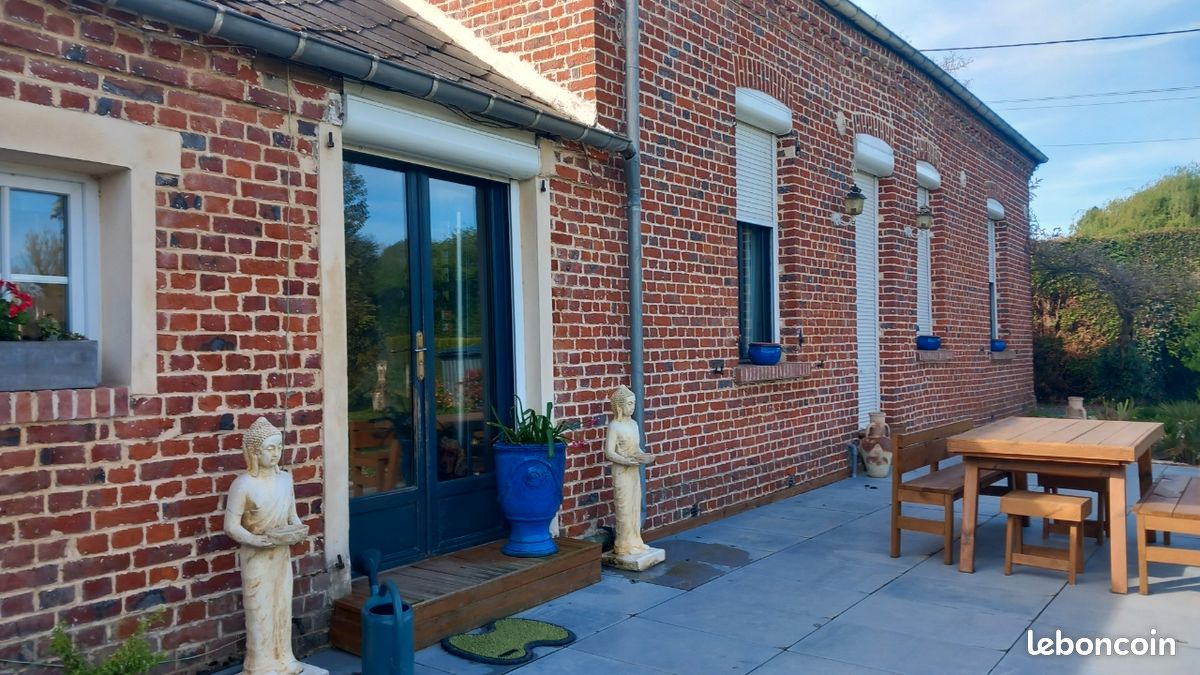 Maison 6 pièces 140 m² · à Auxi-le-Château · 140 m² · 750 €