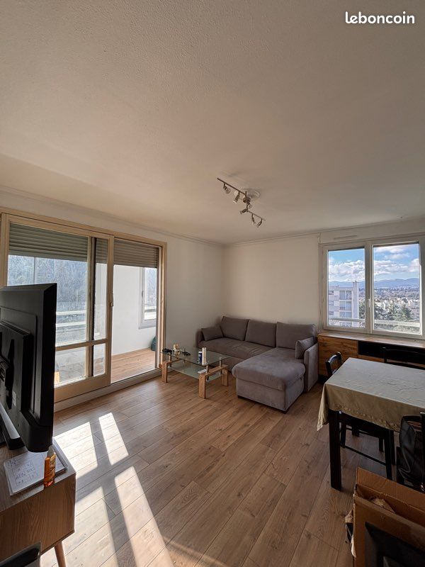 Appartement 3 pièces 70 m² · à Lyon · 70 m² · 230 000 €