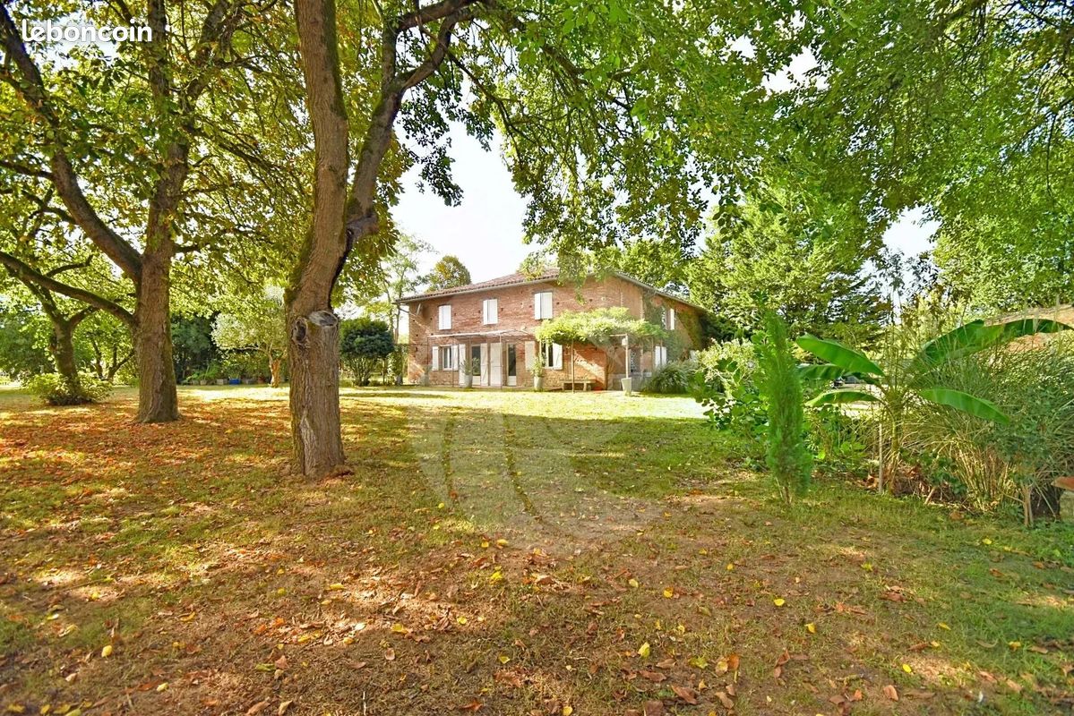 Maison 6 pièces 202 m² · à Réalville · 202 m² · 447 600 €