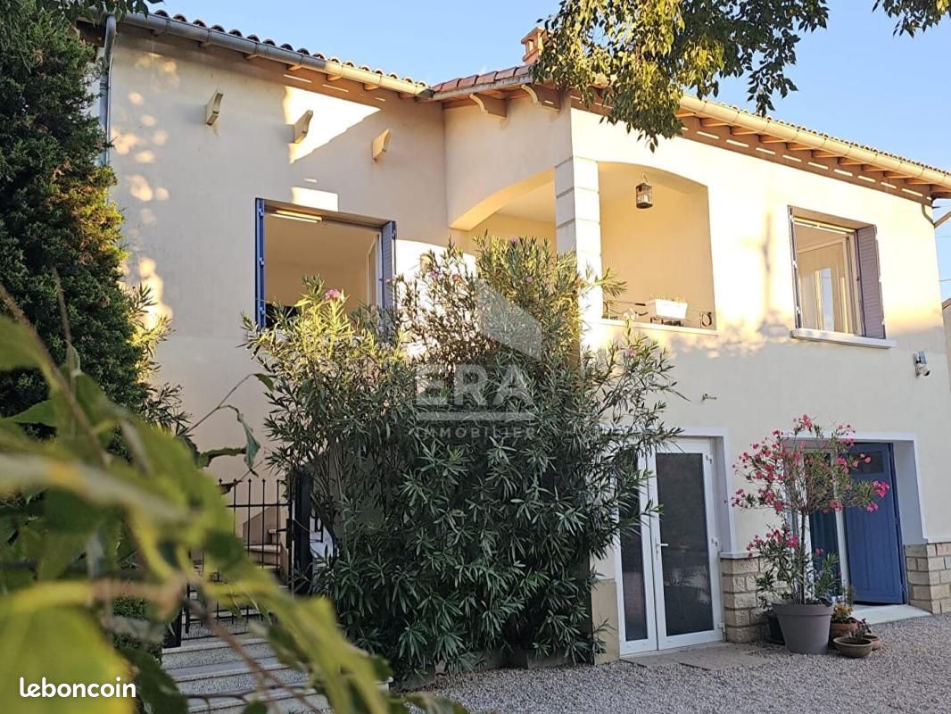 Maison 6 pièces 163 m² · à Velleron · 163 m² · 715 800 €