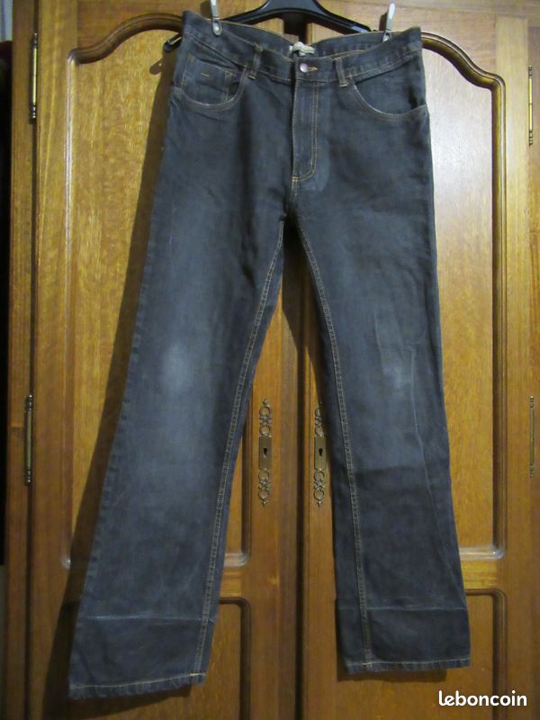 Jean noir homme taille 42 (image 1)