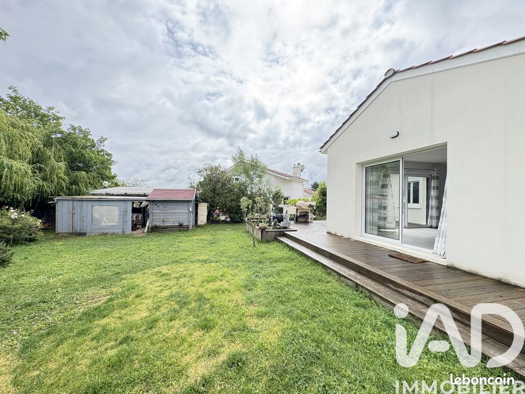 Maison 5 pièces 129 m² · à Bassens · 129 m² · 364 900 €