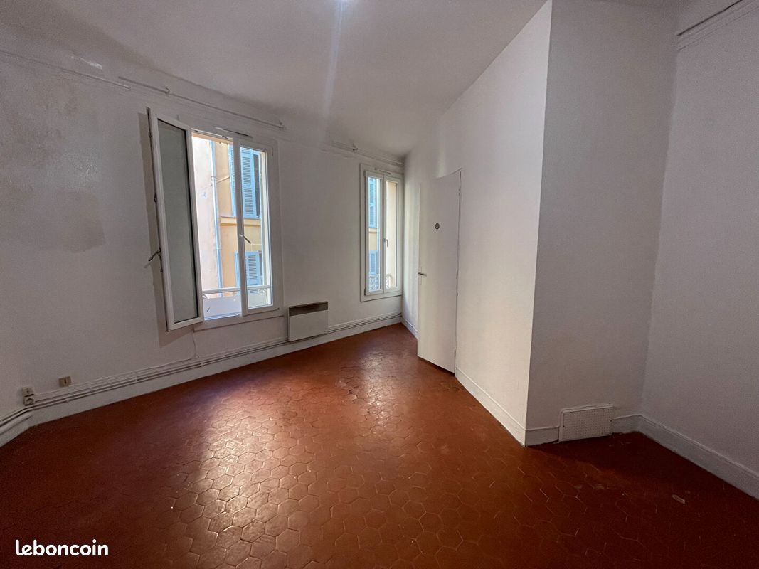 Appartement 2 pièces 33 m² · à Aix-en-Provence · 33 m² · 676 €/mois