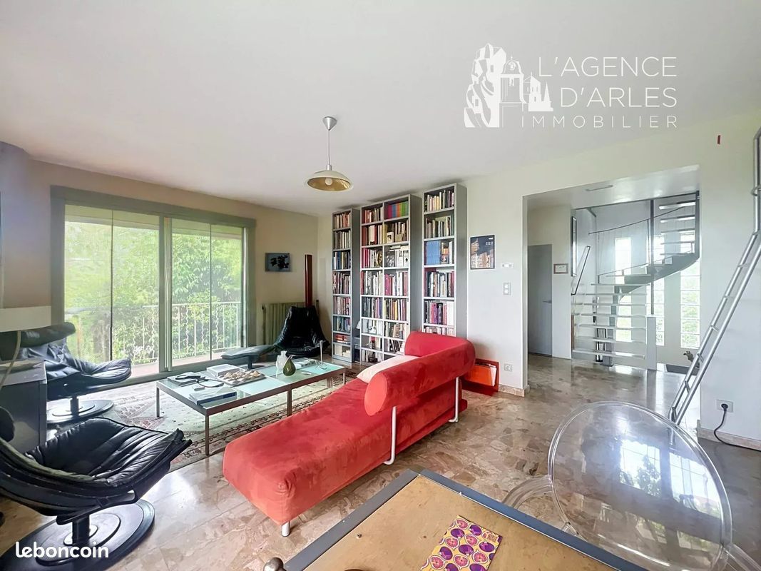 Maison 7 pièces 218 m² · à Arles · 218 m² · 399 000 €