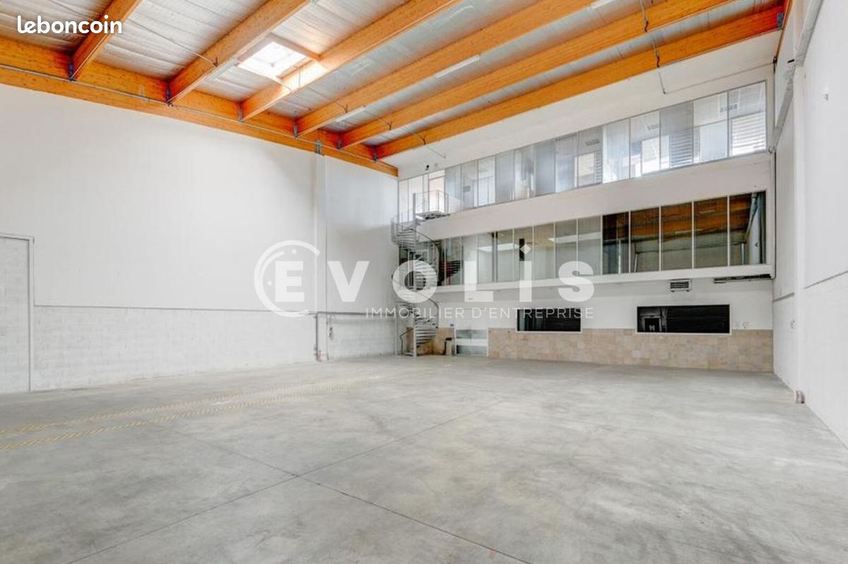 Local bureaux 3 046 m² (image 3)
