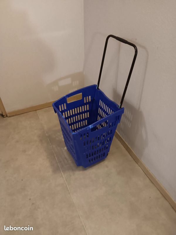 Panier a linge beu avec roulettes (image 2)