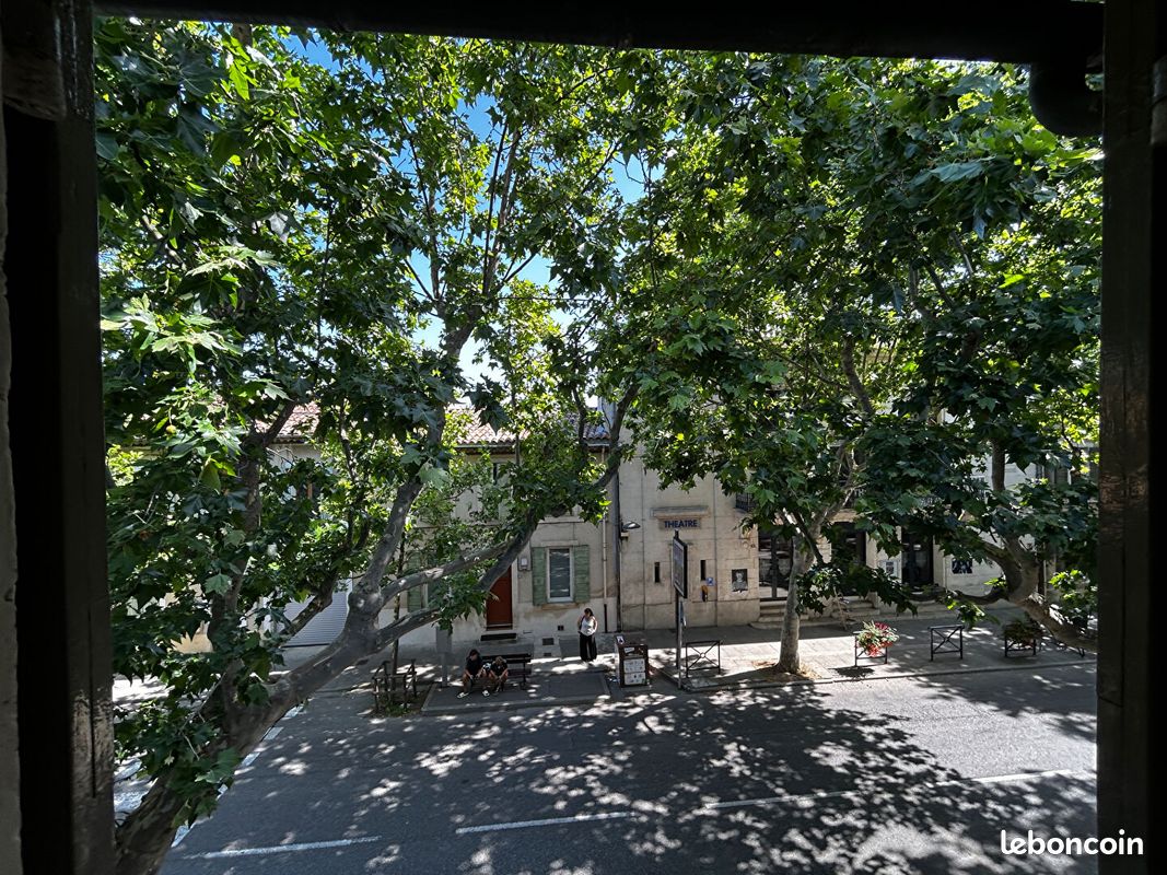Immeuble 6 pièces 130 m² · à Pertuis · 130 m² · 335 000 €
