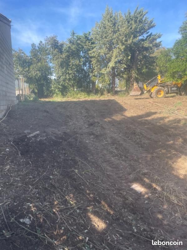 Terrain 650 m² · à Miramas · 199 000 €