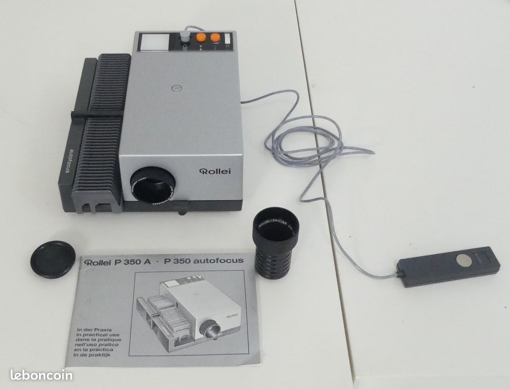 Projecteur Diapositives Rollei P 11 50 A + 4 Boîtes De Rangement – Occasion