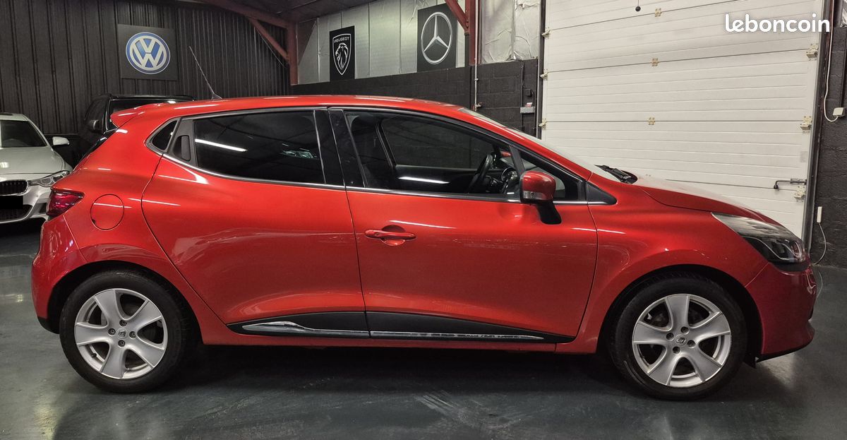 RENAULT Clio IV 1.5 DCi S&S 90cv Energy Eco2 Intens 90g (GPS) (image 3)