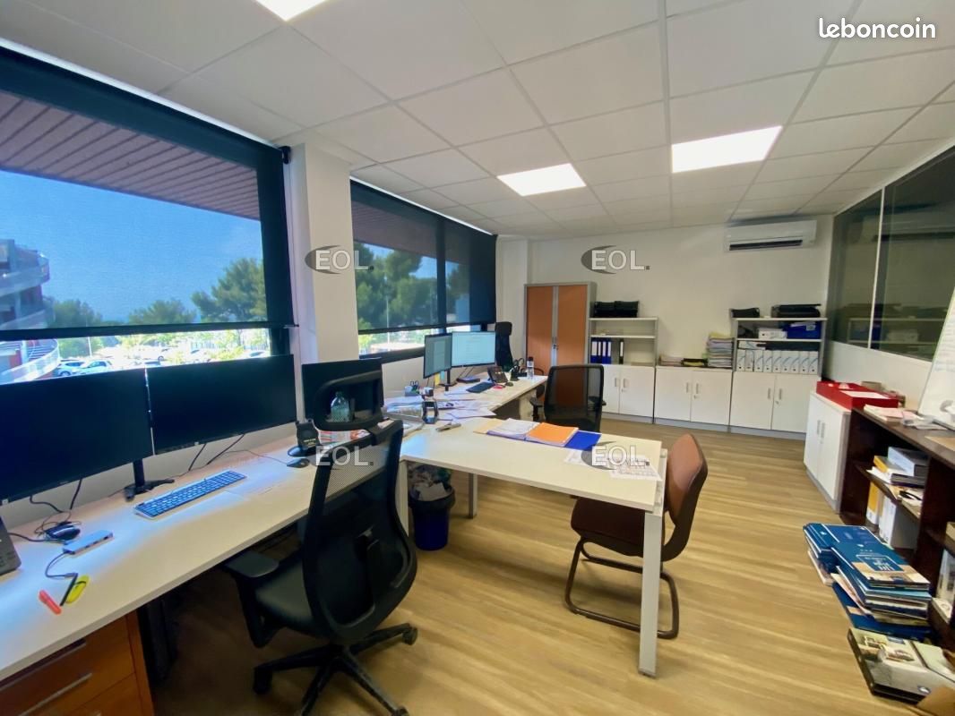 Local d'activité 150 m² (image 4)