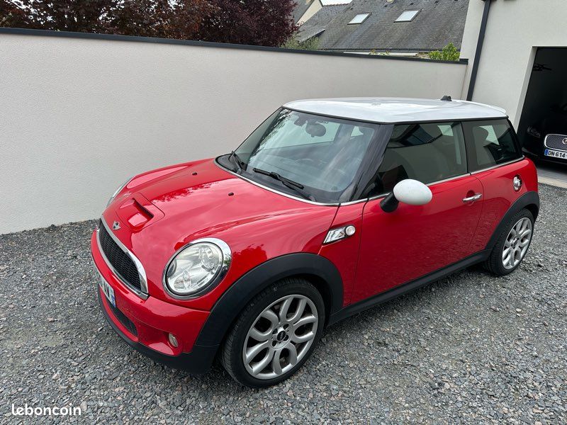 Mini Cooper S 1.6 175 ch Éthanol E85 BV6 (image 1)