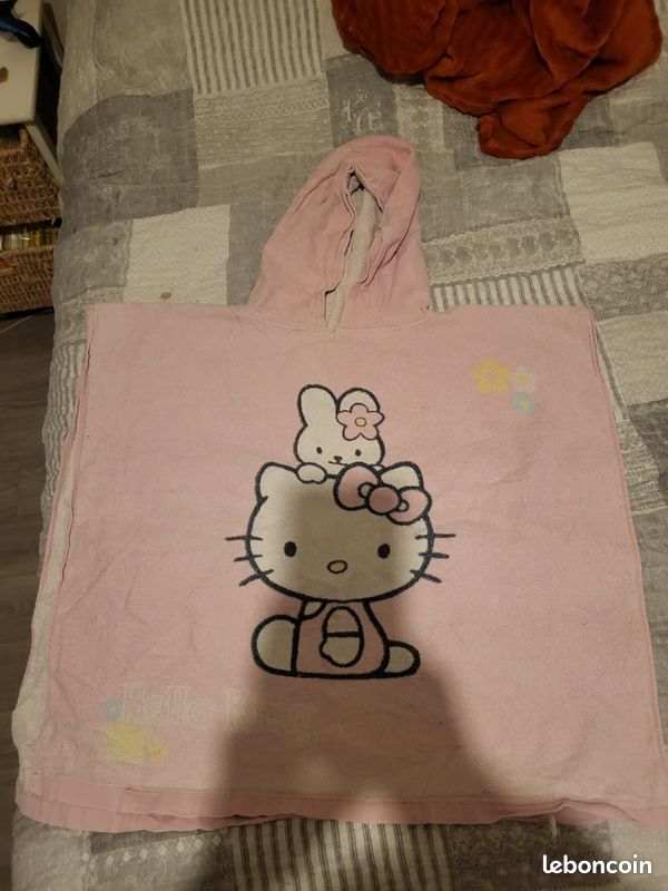 Cape de bain hello kitty (image 1)