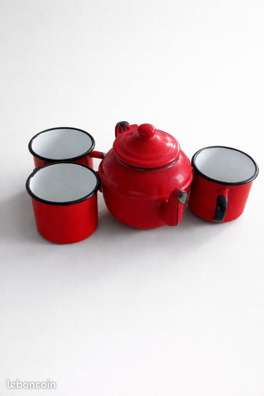 Théière vintage rouge (image 1)