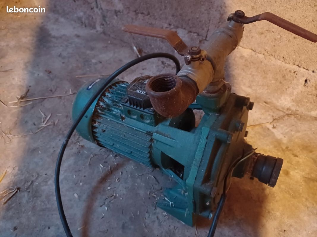 Pompe de surface electique (image 1)