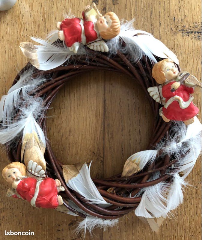 Où suspendre ses boules de Noël (ailleurs que sur le sapin) ? - M6