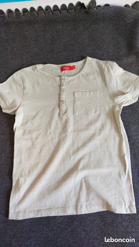Lot 5 t-shirts garçon 8 ans (lot19) (image 5)