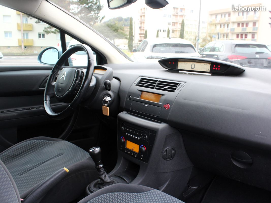 CITROEN C4 HDI 110 Pack Ambiance (image 15)