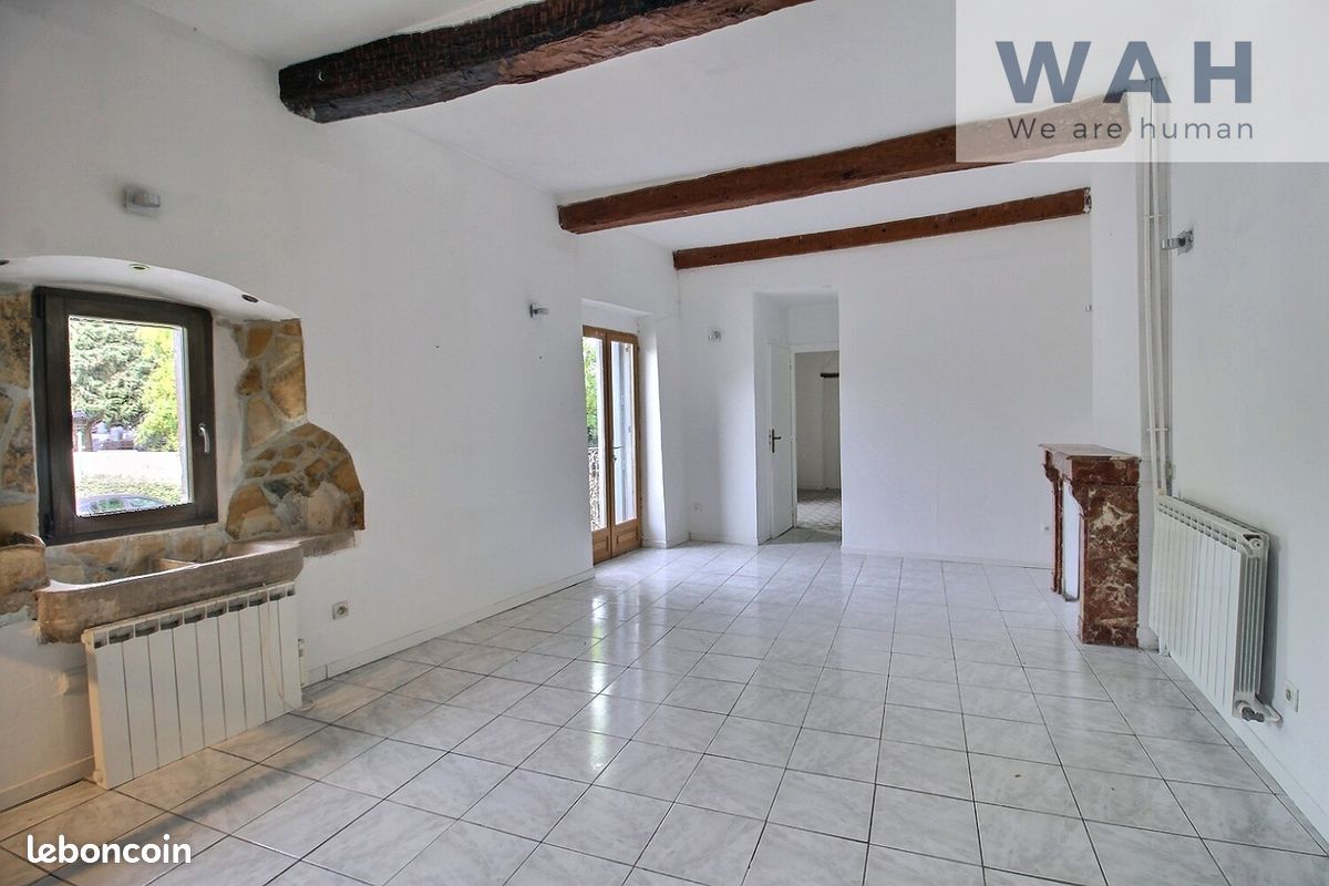 Maison 5 pièces 92 m² · à Saint-Martin-de-Londres · 92 m² · 249 000 €