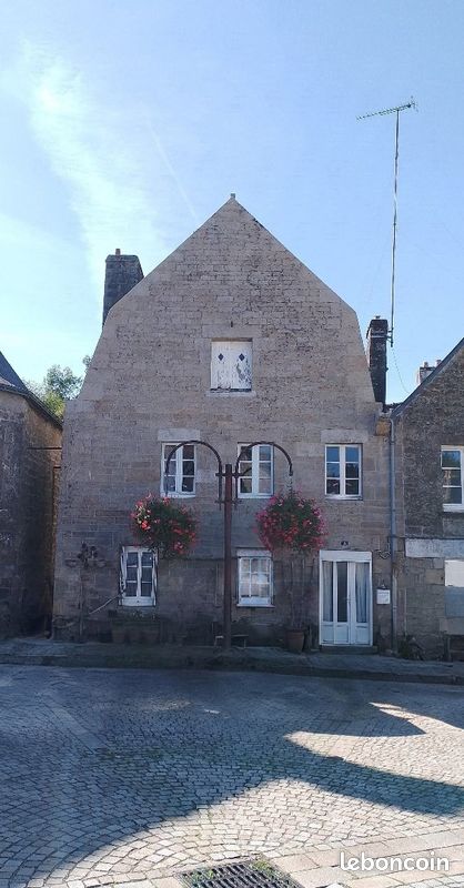 Maison 8 pièces 167 m² · à Guémené-sur-Scorff · 167 m² · 157 000 €
