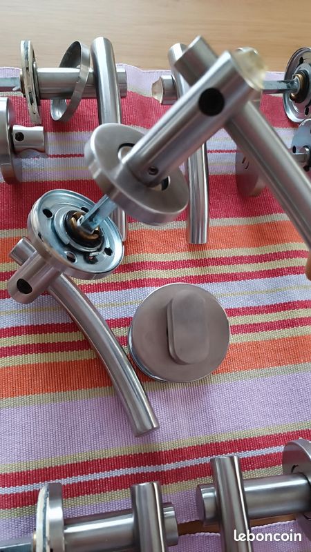 Poignée de porte inox brossé plein (image 9)