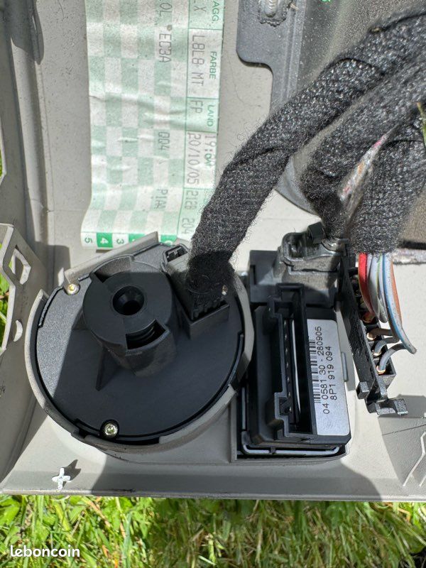 Commande de phares Audi a3 8p (image 2)