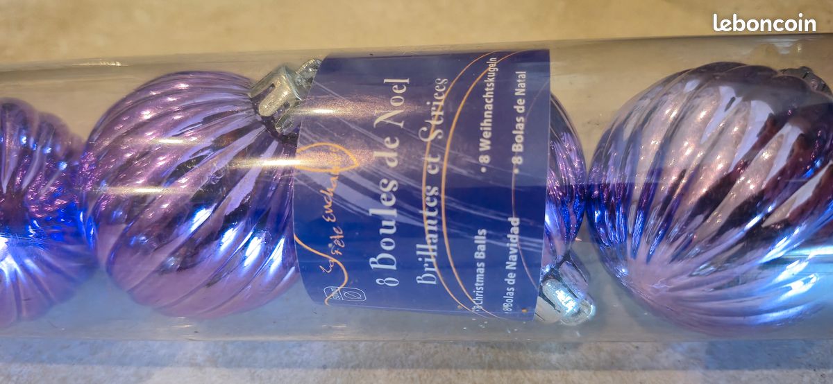 Déco Noël Boules mauves (image 2)