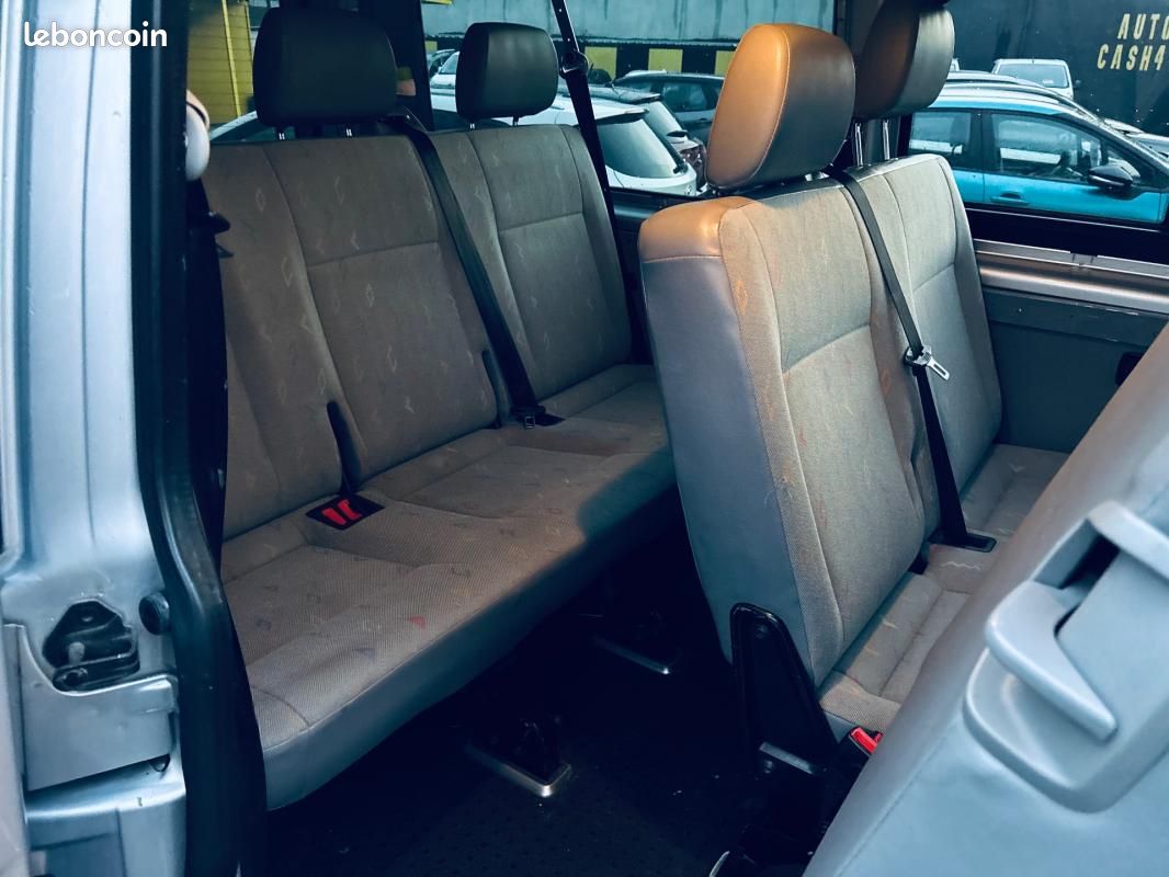 Volkswagen Transporter COMBI 1.9 TDI 102 Long 9pl L2H1 - 5P (image 3)