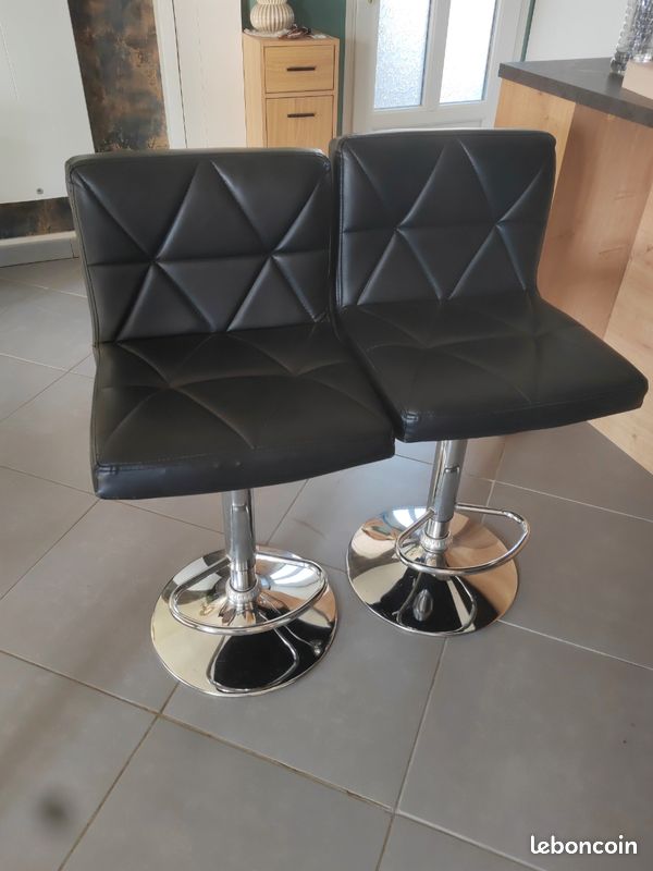 Lot de 2 chaises de bar en simili cuir (image 1)
